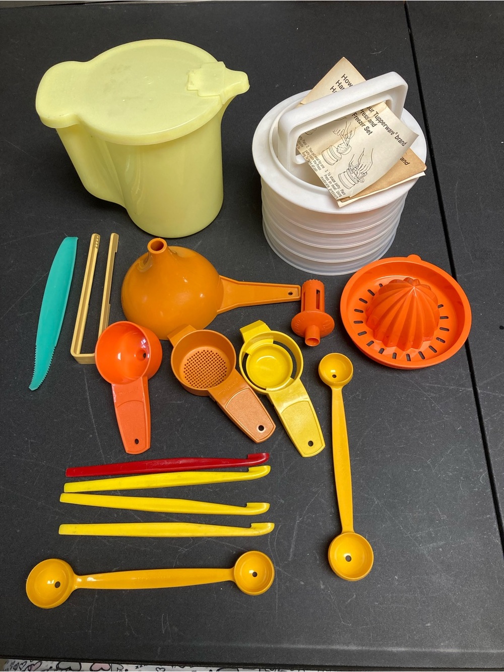 Vintage Plastic Tupperware Kitchen Tool Set hamburger press/freezer set, creamer